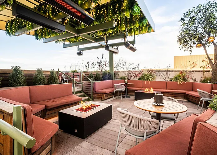 Halcyon - A Hotel In Cherry Creek