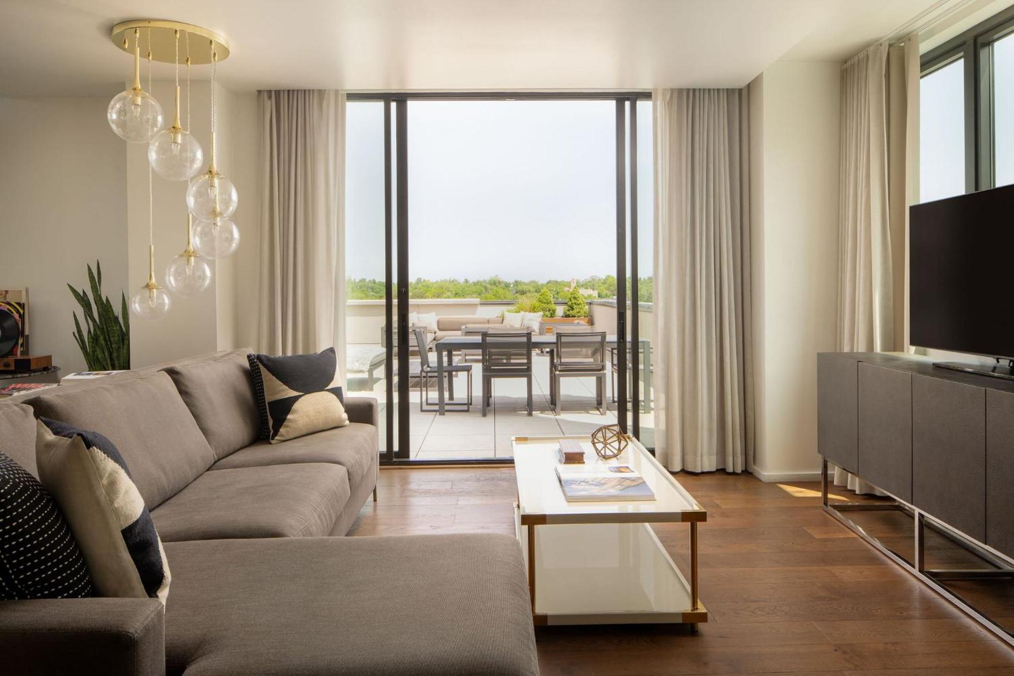 Halcyon - A In Cherry Creek 4*